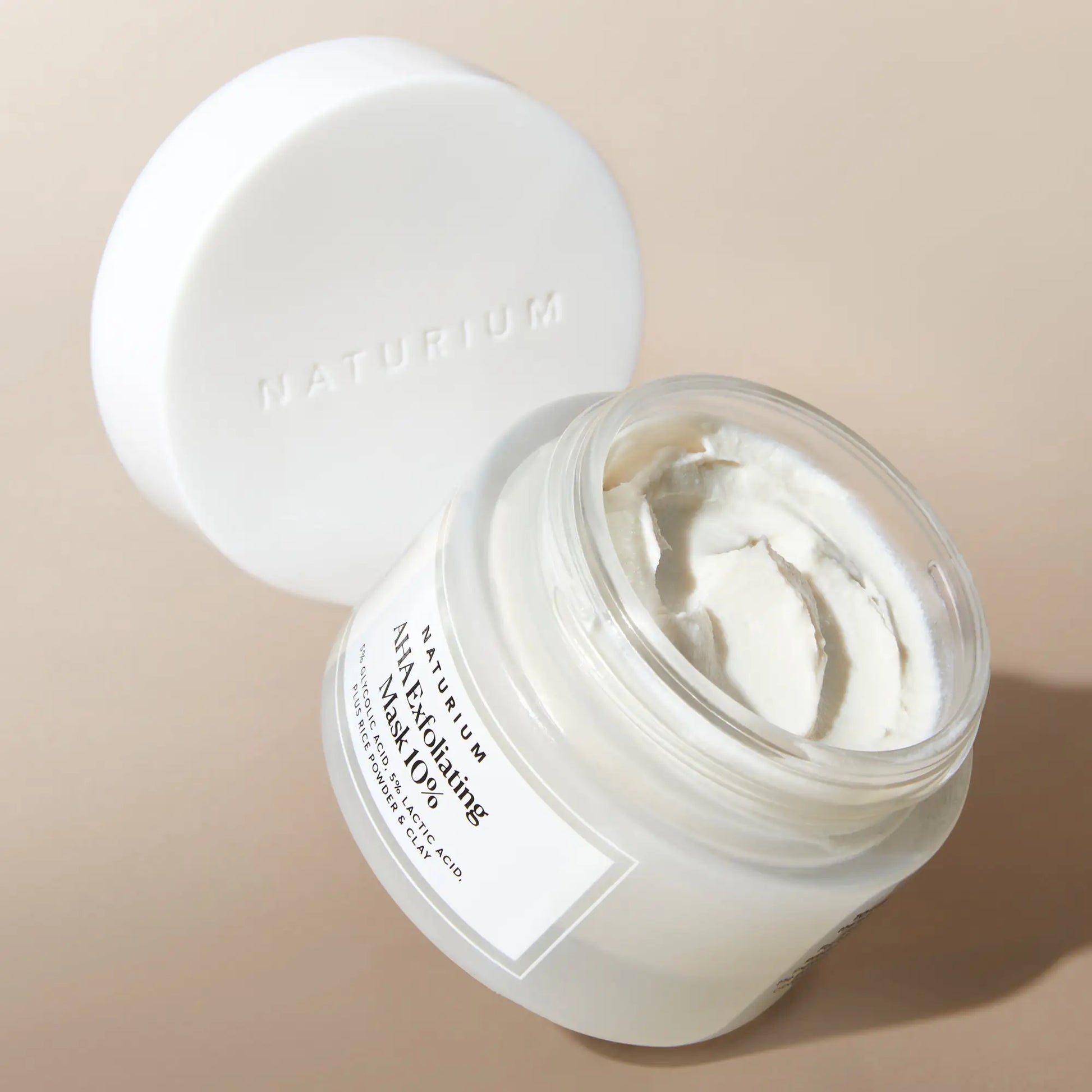 aha-exfoliating-mask-10-e2 AHAmask_0957-crop.webp