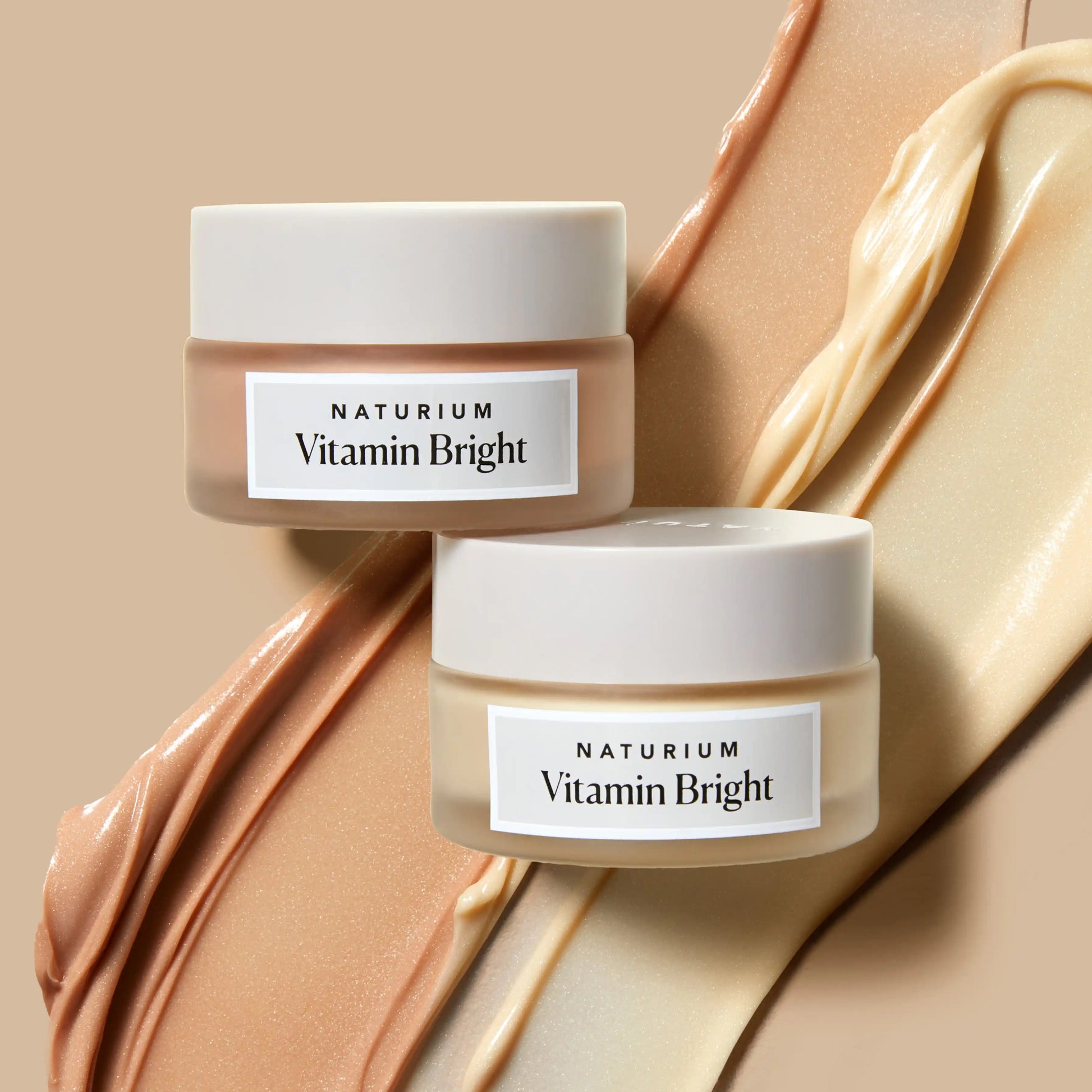 vitamin-bright-illuminating-eye-cream-f2 HR-vitaminbright_5215_revised_crop_358f212b-4c02-447b-a020-3fcecfbd39c5.webp