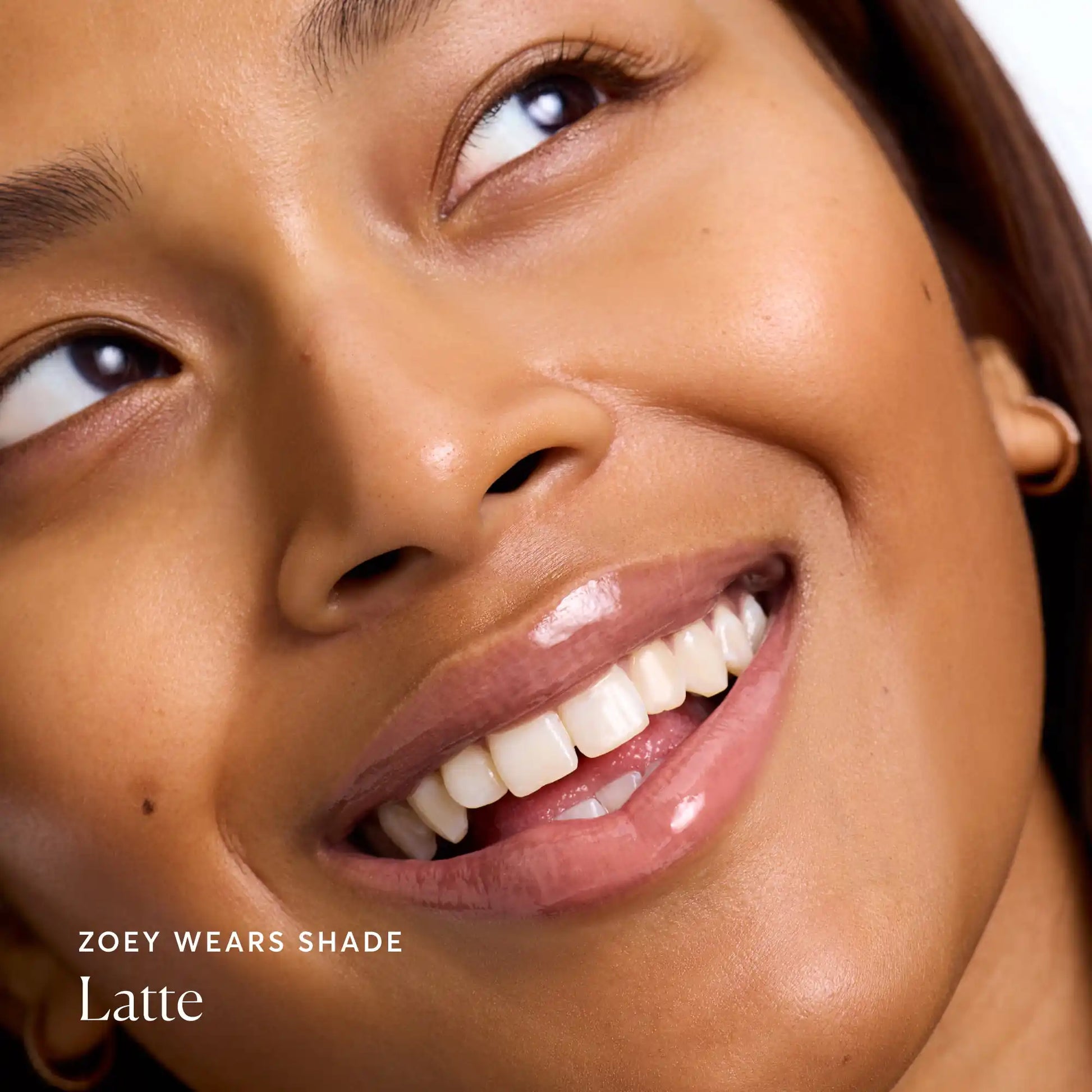phyto-glow-lip-balm-latte-y0 NATR-60110-Alt-Images-Phyto-Glow-Lip-Balm-Latte-04.webp