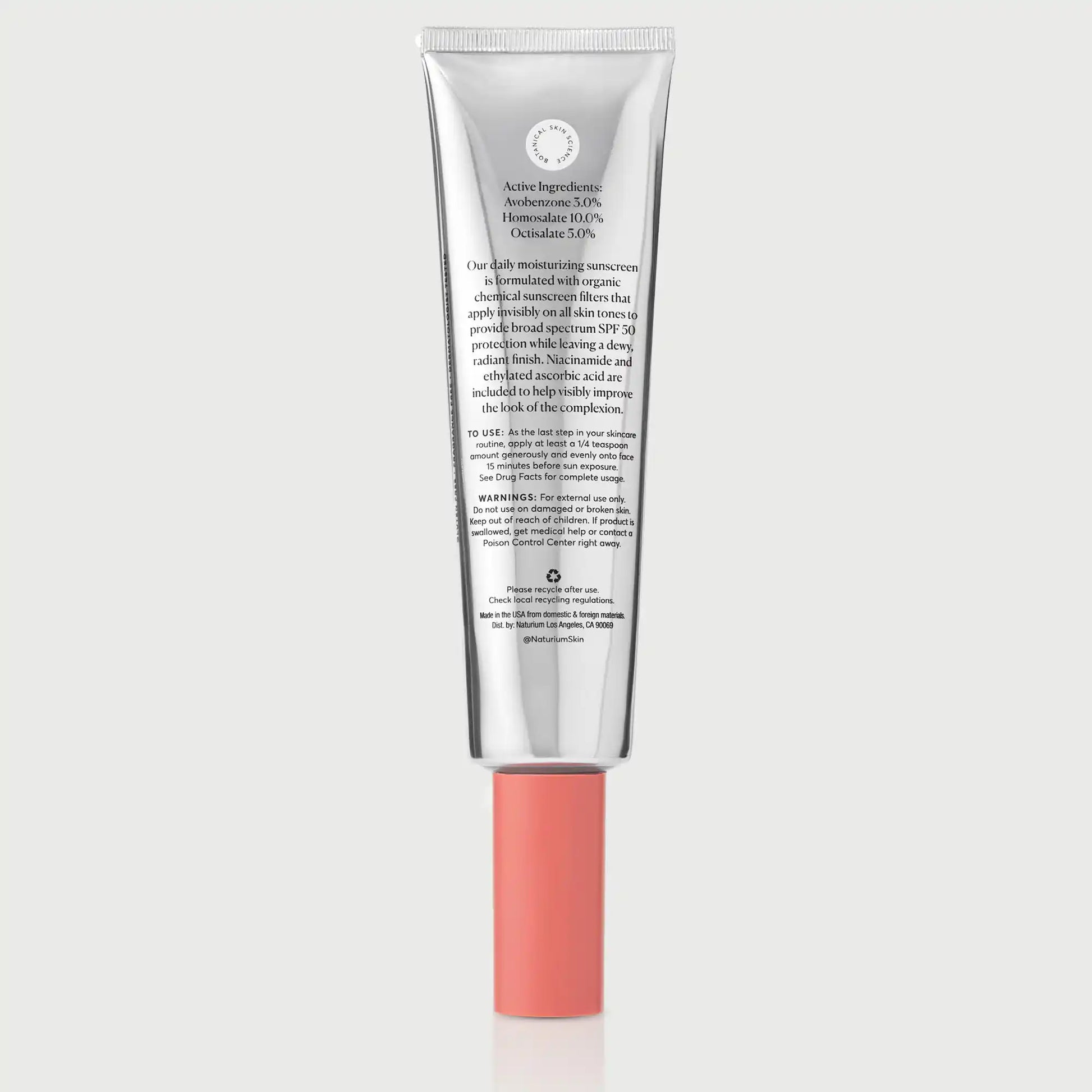 dew-glow-moisturizer-spf-50-jumbo-l8 NATR_Dew_Glow_Jumbo_Back_CapOn_bonebkgd.webp