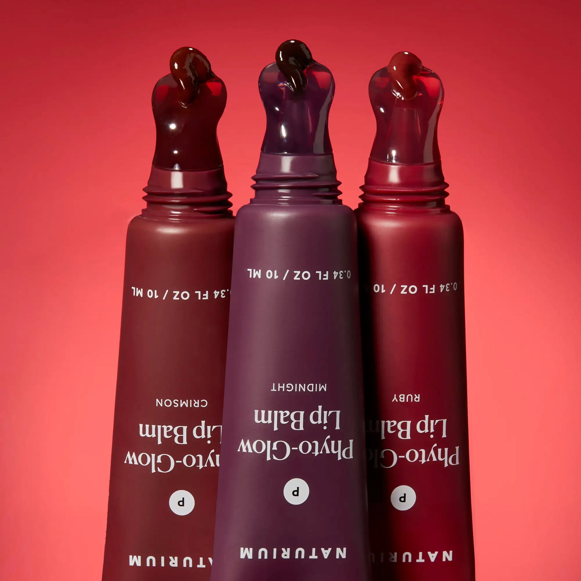 phyto-glow-lip-balm-crimson-o2 phytoglow-moody_6357-crop_1_e73a7054-8061-4f72-8a58-c0111f6fcffa.webp